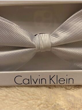 NWT Calvin Klein Bow Tie Big & Tall